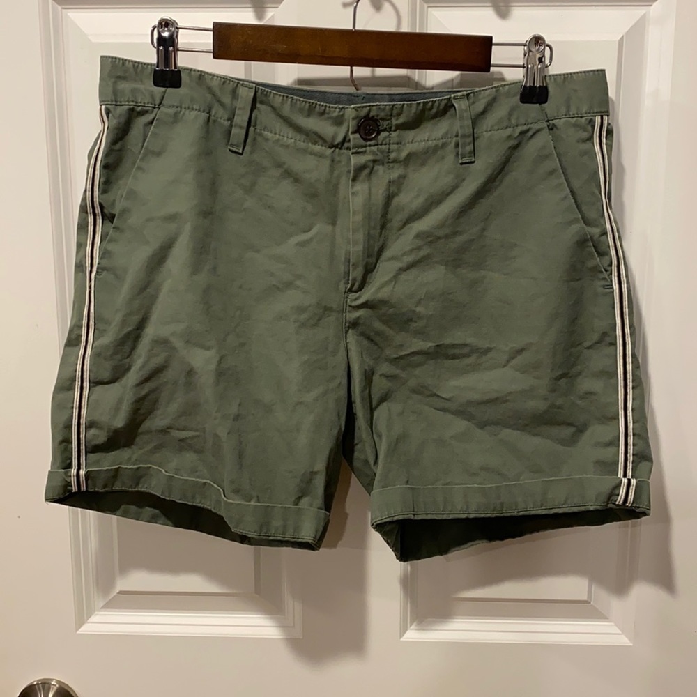 Gap 08 100% Cotton Shorts EUC 7” inseam